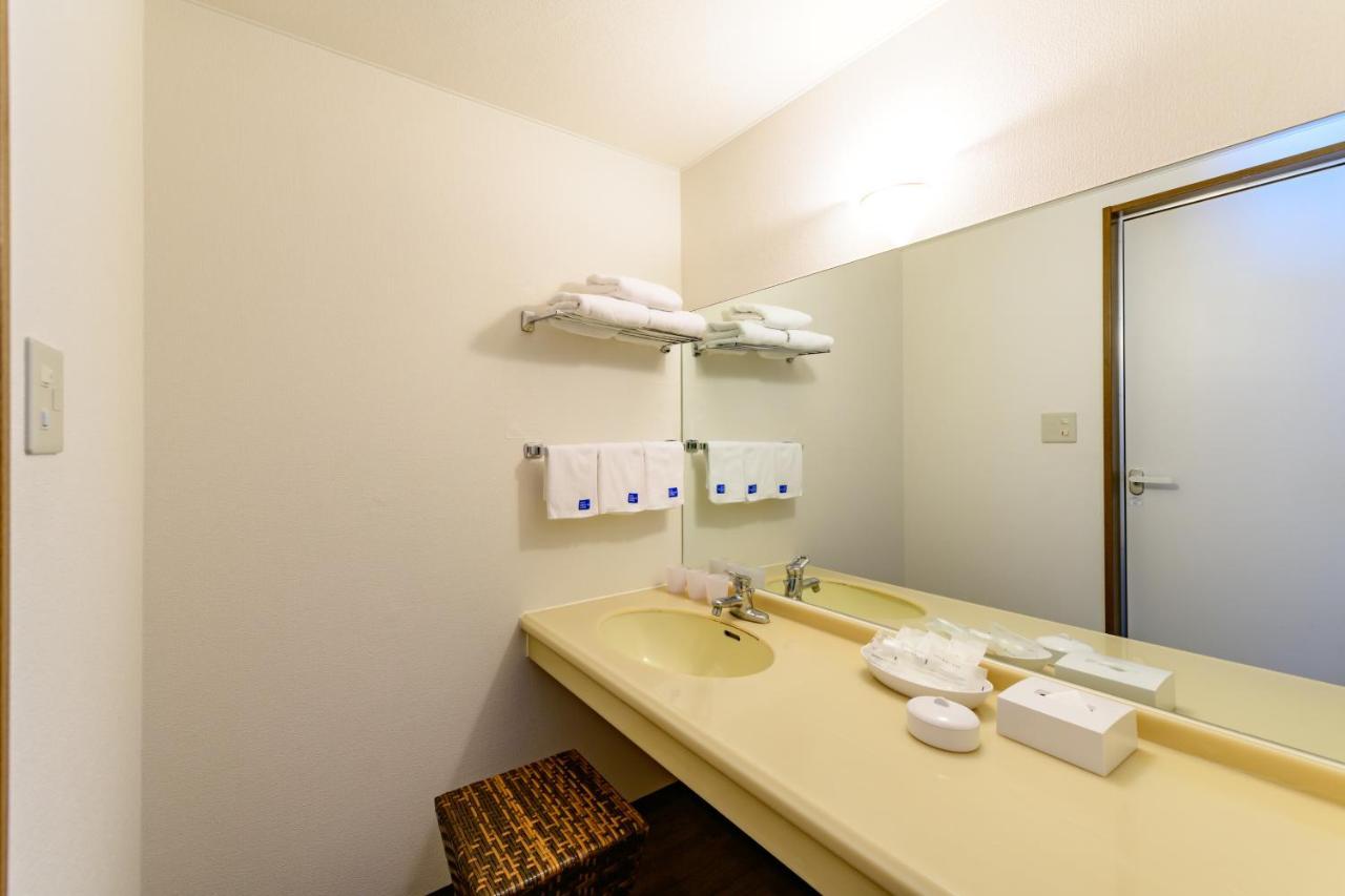 Hotel Robertson Harbor Miyakojima  Ngoại thất bức ảnh