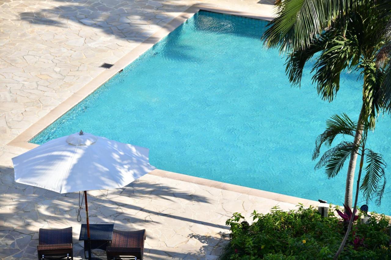 Hotel Robertson Harbor Miyakojima  Ngoại thất bức ảnh